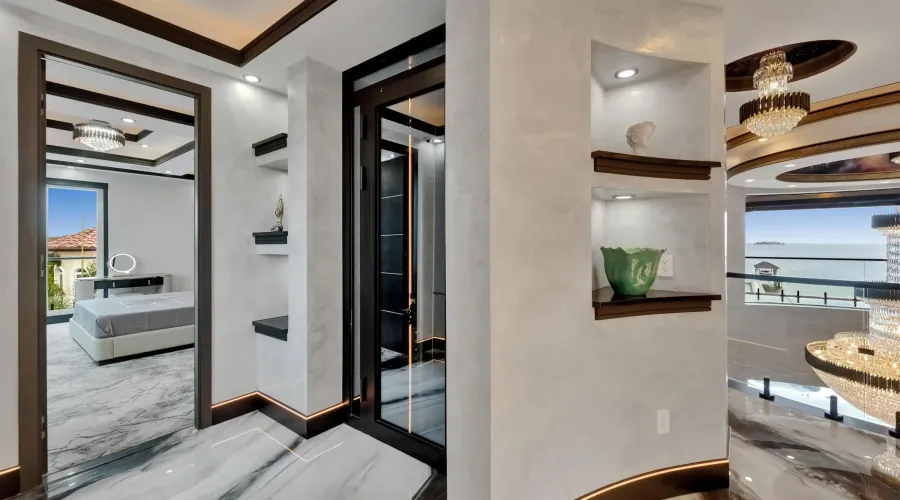 6526 Surfside Blvd, Apollo Beach, Florida, United States, 7 Bedrooms Bedrooms, 27 Rooms Rooms,6 BathroomsBathrooms,Residential,For Sale,Surfside Blvd,3,1868158