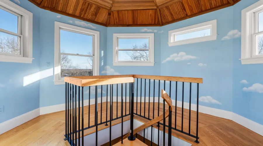 8 Cogswell Street, Ipswich, Massachusetts, 01938, United States, 4 Bedrooms Bedrooms, 11 Rooms Rooms,3 BathroomsBathrooms,Residential,For Sale,Cogswell,1868160