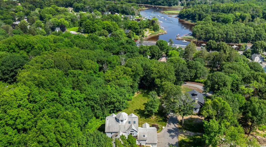 8 Cogswell Street, Ipswich, Massachusetts, 01938, United States, 4 Bedrooms Bedrooms, 11 Rooms Rooms,3 BathroomsBathrooms,Residential,For Sale,Cogswell,1868160