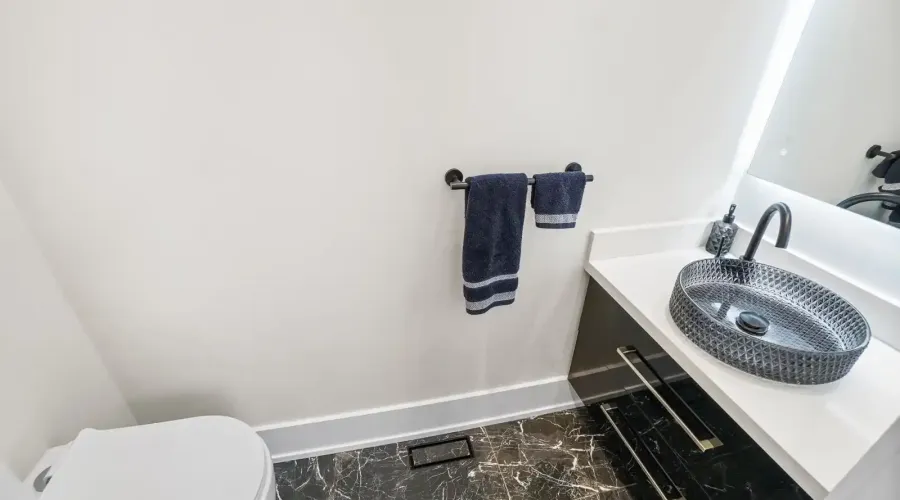 1036 Enola Avenue, Mississauga, Ontario, L5G 4A9, Canada, 3 Bedrooms Bedrooms, ,5 BathroomsBathrooms,Residential,For Sale,1868164