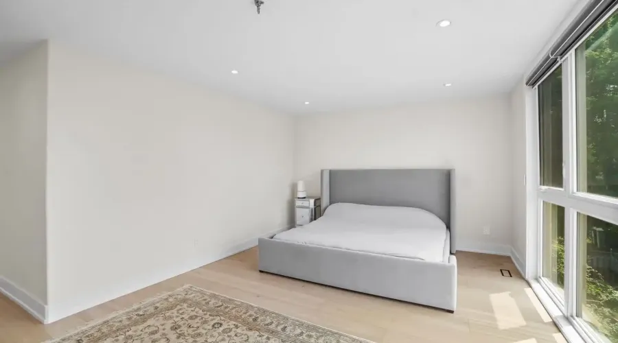 1036 Enola Avenue, Mississauga, Ontario, L5G 4A9, Canada, 3 Bedrooms Bedrooms, ,5 BathroomsBathrooms,Residential,For Sale,1868164
