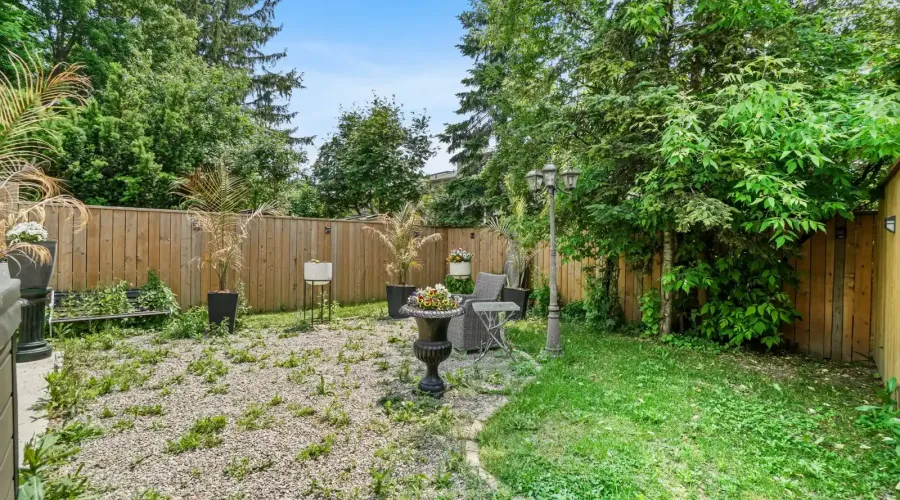 1036 Enola Avenue, Mississauga, Ontario, L5G 4A9, Canada, 3 Bedrooms Bedrooms, ,5 BathroomsBathrooms,Residential,For Sale,1868164