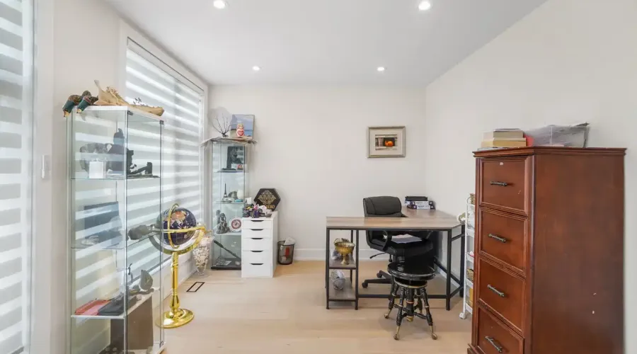 1036 Enola Avenue, Mississauga, Ontario, L5G 4A9, Canada, 3 Bedrooms Bedrooms, ,5 BathroomsBathrooms,Residential,For Sale,1868164