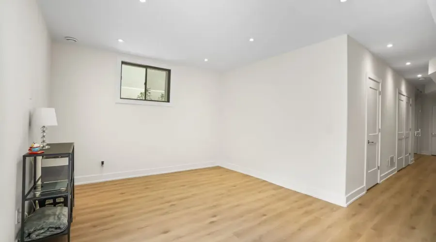 1036 Enola Avenue, Mississauga, Ontario, L5G 4A9, Canada, 3 Bedrooms Bedrooms, ,5 BathroomsBathrooms,Residential,For Sale,1868164