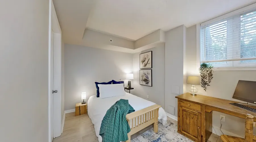 7 Sudbury St, Toronto, Ontario, Canada, 2 Bedrooms Bedrooms, 5 Rooms Rooms,1 BathroomBathrooms,Residential,For Sale,Sudbury ,1869169