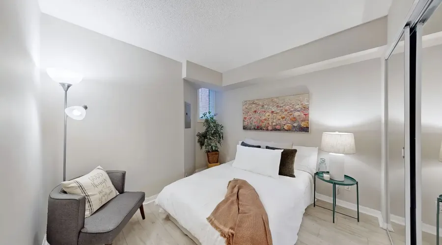 7 Sudbury St, Toronto, Ontario, Canada, 2 Bedrooms Bedrooms, 5 Rooms Rooms,1 BathroomBathrooms,Residential,For Sale,Sudbury ,1869169