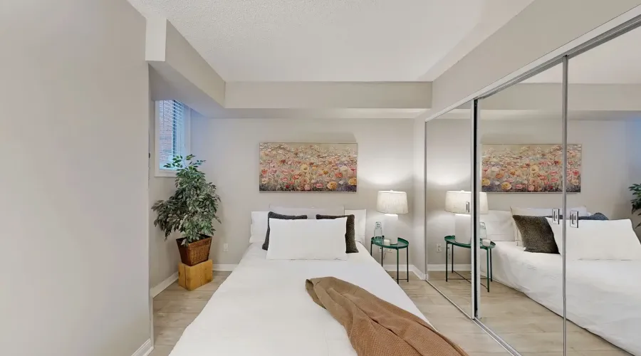 7 Sudbury St, Toronto, Ontario, Canada, 2 Bedrooms Bedrooms, 5 Rooms Rooms,1 BathroomBathrooms,Residential,For Sale,Sudbury ,1869169