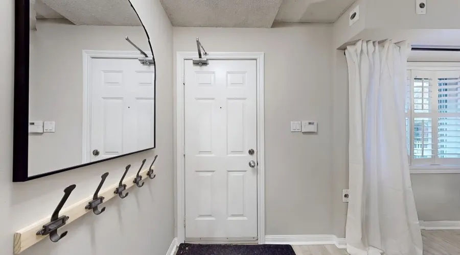 7 Sudbury St, Toronto, Ontario, Canada, 2 Bedrooms Bedrooms, 5 Rooms Rooms,1 BathroomBathrooms,Residential,For Sale,Sudbury ,1869169