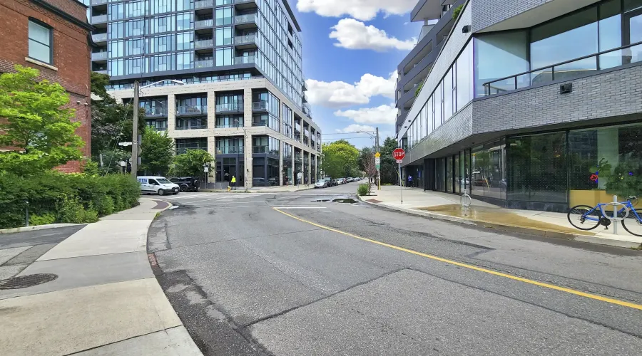 7 Sudbury St, Toronto, Ontario, Canada, 2 Bedrooms Bedrooms, 5 Rooms Rooms,1 BathroomBathrooms,Residential,For Sale,Sudbury ,1869169
