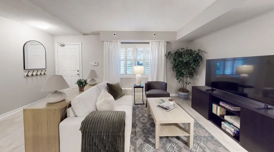 7 Sudbury St, Toronto, Ontario, Canada, 2 Bedrooms Bedrooms, 5 Rooms Rooms,1 BathroomBathrooms,Residential,For Sale,Sudbury ,1869169
