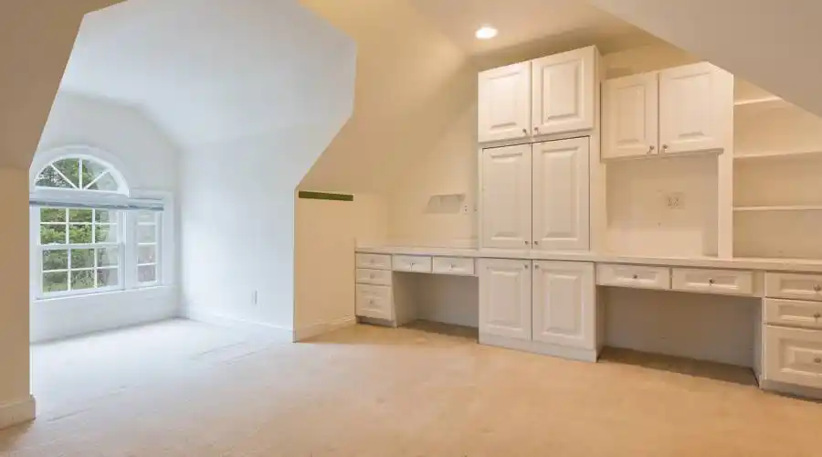 4245 Redwood Lane,Earlysville,Virginia 22936,United States,4 Bedrooms Bedrooms,4 BathroomsBathrooms,Residential,Redwood Lane,183100