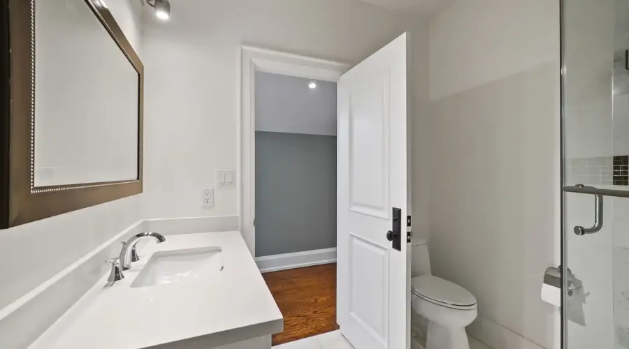 190 Maplewood Road, Mississauga, Ontario, L5G 2M6, Canada, 6 Bedrooms Bedrooms, ,6 BathroomsBathrooms,Residential,For Sale,Maplewood Road,1871837