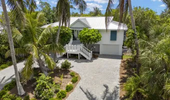 1062 South Yachtsman Drive, Sanibel, Florida, 33957, United States, 3 Bedrooms Bedrooms, 11 Rooms Rooms,3 BathroomsBathrooms,Residential,For Sale,South Yachtsman,1876888 1062 South Yachtsman Drive, Sanibel, Florida, 33957, United States, 3 Bedrooms Bedrooms, 11 Rooms Rooms,3 BathroomsBathrooms,Residential,For Sale,South Yachtsman,1876888