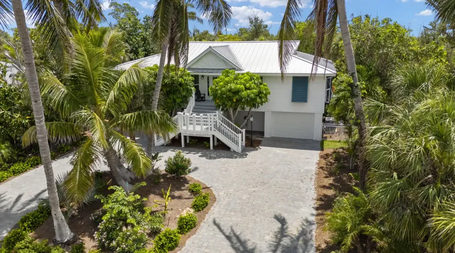 1062 South Yachtsman Drive, Sanibel, Florida, 33957, United States, 3 Bedrooms Bedrooms, 11 Rooms Rooms,3 BathroomsBathrooms,Residential,For Sale,South Yachtsman,1876888