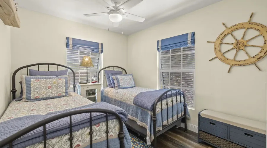 1062 South Yachtsman Drive, Sanibel, Florida, 33957, United States, 3 Bedrooms Bedrooms, 11 Rooms Rooms,3 BathroomsBathrooms,Residential,For Sale,South Yachtsman,1876888