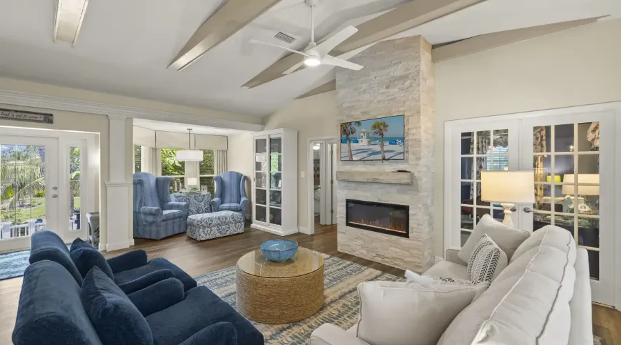 1062 South Yachtsman Drive, Sanibel, Florida, 33957, United States, 3 Bedrooms Bedrooms, 11 Rooms Rooms,3 BathroomsBathrooms,Residential,For Sale,South Yachtsman,1876888