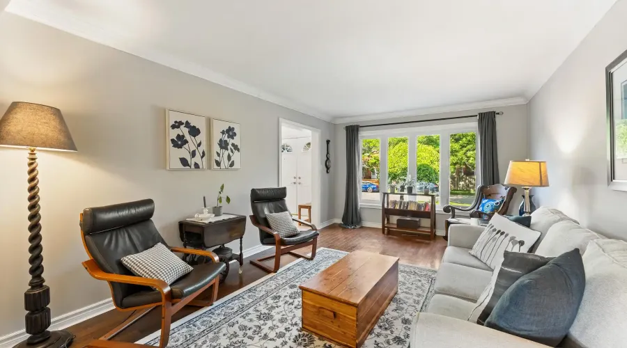 61 Gilbank Dr, Toronto, Ontario, Canada, 4 Bedrooms Bedrooms, ,3 BathroomsBathrooms,Residential,For Sale,Gilbank,1876892