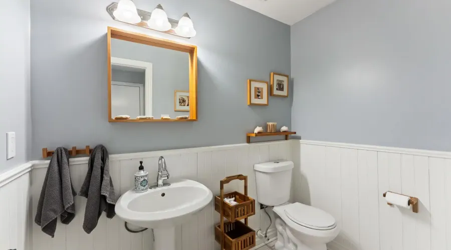 61 Gilbank Dr, Toronto, Ontario, Canada, 4 Bedrooms Bedrooms, ,3 BathroomsBathrooms,Residential,For Sale,Gilbank,1876892