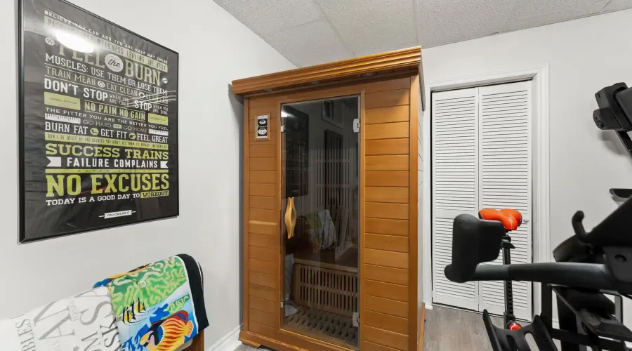 61 Gilbank Dr, Toronto, Ontario, Canada, 4 Bedrooms Bedrooms, ,3 BathroomsBathrooms,Residential,For Sale,Gilbank,1876892
