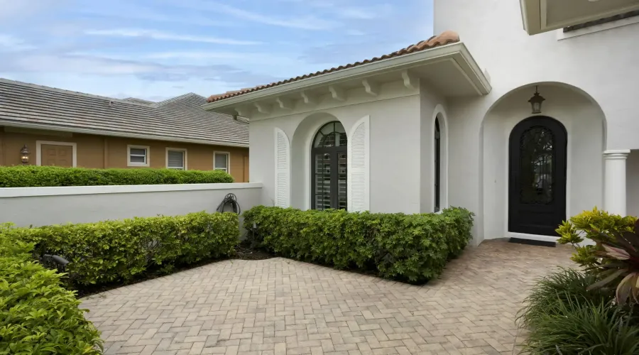 2138 El Dorado Pkwy W, Cape Coral, Florida, 3394, United States, 3 Bedrooms Bedrooms, 9 Rooms Rooms,4 BathroomsBathrooms,Residential,For Sale,El Dorado Pkwy W,1877855