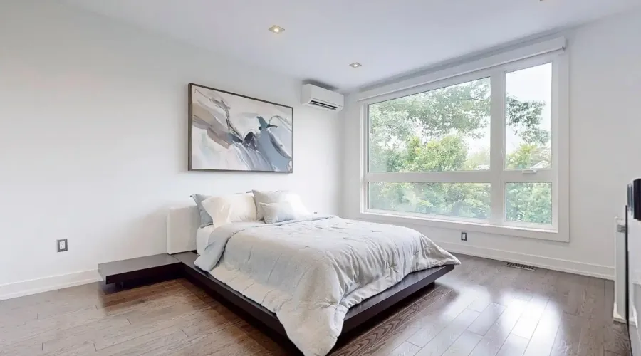 330 Cedarvale Ave, Toronto, Ontario, Canada, 3 Bedrooms Bedrooms, ,4 BathroomsBathrooms,Residential,For Sale,Cedarvale,1877870