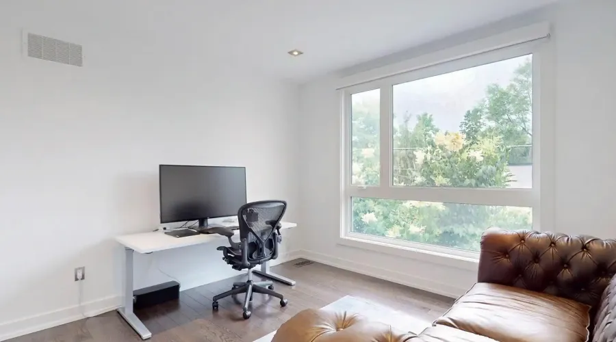 330 Cedarvale Ave, Toronto, Ontario, Canada, 3 Bedrooms Bedrooms, ,4 BathroomsBathrooms,Residential,For Sale,Cedarvale,1877870