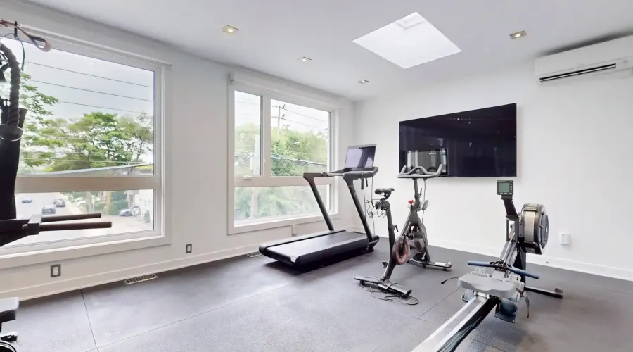 330 Cedarvale Ave, Toronto, Ontario, Canada, 3 Bedrooms Bedrooms, ,4 BathroomsBathrooms,Residential,For Sale,Cedarvale,1877870
