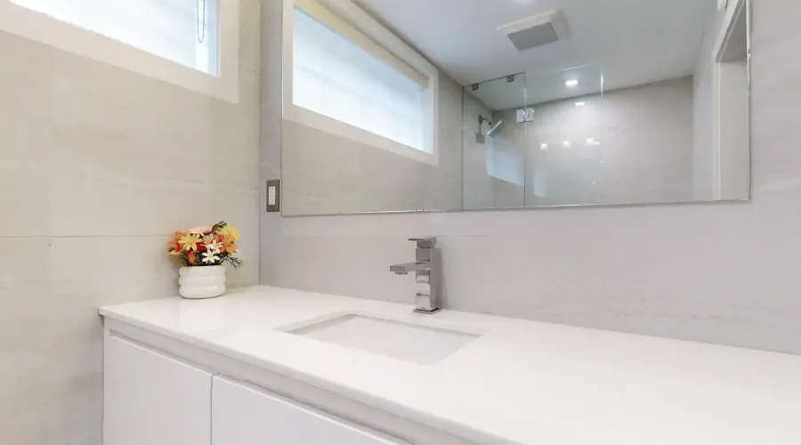 330 Cedarvale Ave, Toronto, Ontario, Canada, 3 Bedrooms Bedrooms, ,4 BathroomsBathrooms,Residential,For Sale,Cedarvale,1877870