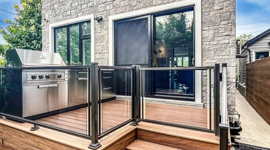 330 Cedarvale Ave, Toronto, Ontario, Canada, 3 Bedrooms Bedrooms, ,4 BathroomsBathrooms,Residential,For Sale,Cedarvale,1877870