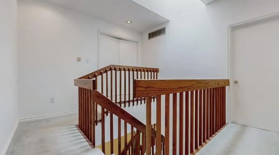 16 Bayview Park Lane, Richmond Hill, Ontario, Canada, ,Residential,For Sale,Bayview Park,1877875