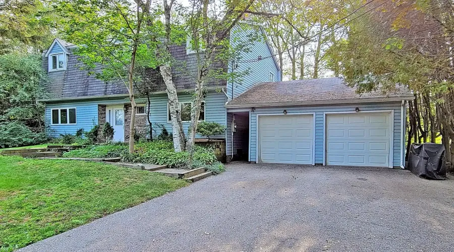 16 Bayview Park Lane, Richmond Hill, Ontario, Canada, ,Residential,For Sale,Bayview Park,1877875