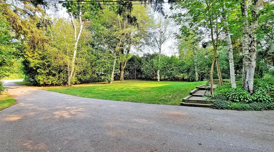 16 Bayview Park Lane, Richmond Hill, Ontario, Canada, ,Residential,For Sale,Bayview Park,1877875