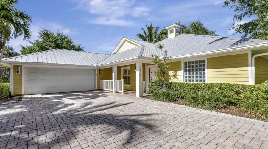 3020 SE St Lucie Boulevard, Stuart, Florida, United States, 4 Bedrooms Bedrooms, ,3 BathroomsBathrooms,Residential,For Sale,3020 SE St Lucie Boulevard,1877877