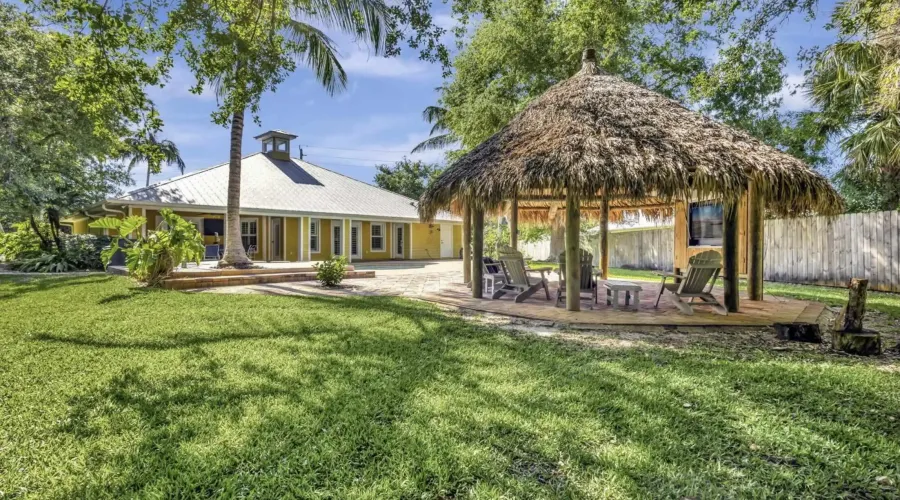 3020 SE St Lucie Boulevard, Stuart, Florida, United States, 4 Bedrooms Bedrooms, ,3 BathroomsBathrooms,Residential,For Sale,3020 SE St Lucie Boulevard,1877877