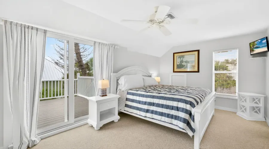 33 Urchin Court, Captiva, Florida, 33924, United States, 2 Bedrooms Bedrooms, 9 Rooms Rooms,2 BathroomsBathrooms,Residential,For Sale,Urchin,1880360