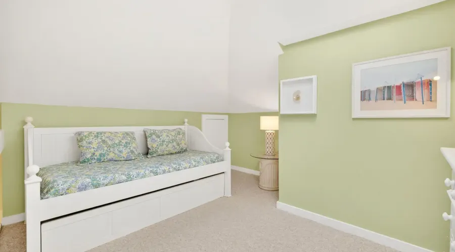 33 Urchin Court, Captiva, Florida, 33924, United States, 2 Bedrooms Bedrooms, 9 Rooms Rooms,2 BathroomsBathrooms,Residential,For Sale,Urchin,1880360