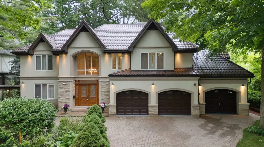 978 Tennyson Avenue, Mississauga, Ontario, L5H 2Z1, Canada, 4 Bedrooms Bedrooms, ,6 BathroomsBathrooms,Residential,For Sale,Tennyson Avenue,1880361
