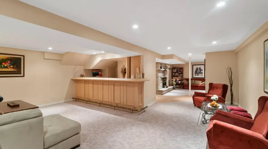 978 Tennyson Avenue, Mississauga, Ontario, L5H 2Z1, Canada, 4 Bedrooms Bedrooms, ,6 BathroomsBathrooms,Residential,For Sale,Tennyson Avenue,1880361