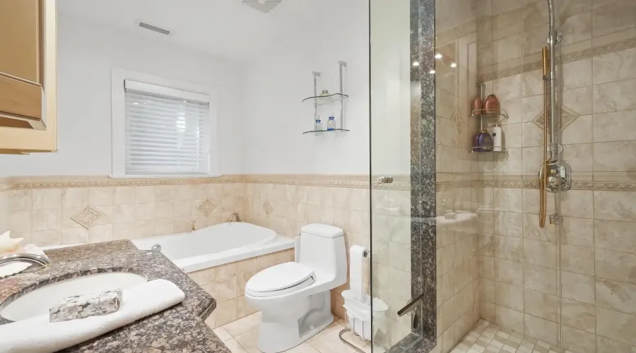 1382 Aldo Drive, Mississauga, Ontario, L5H 3E9, Canada, 6 Bedrooms Bedrooms, ,8 BathroomsBathrooms,Residential,For Sale,1885044