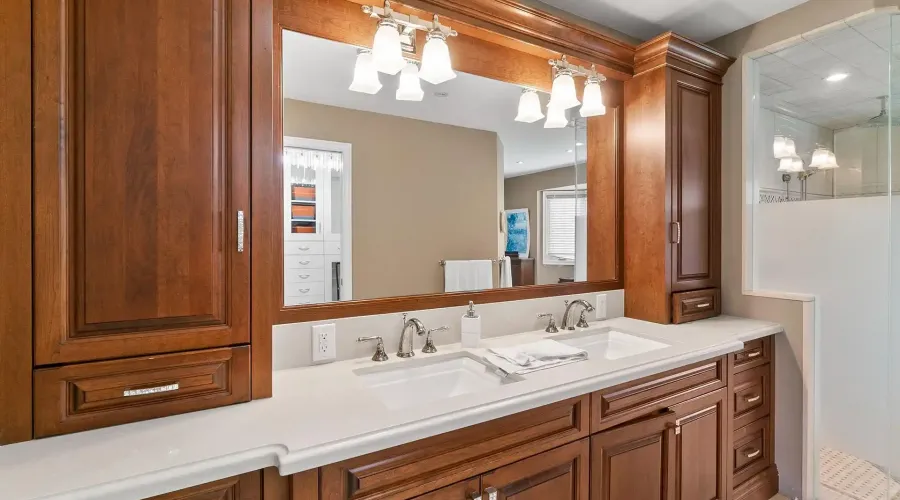 2235 Shawanaga Trail, Mississauga, Ontario, L5H 3X6, Canada, 5 Bedrooms Bedrooms, ,7 BathroomsBathrooms,Residential,For Sale,Shawanaga Trail,1886855