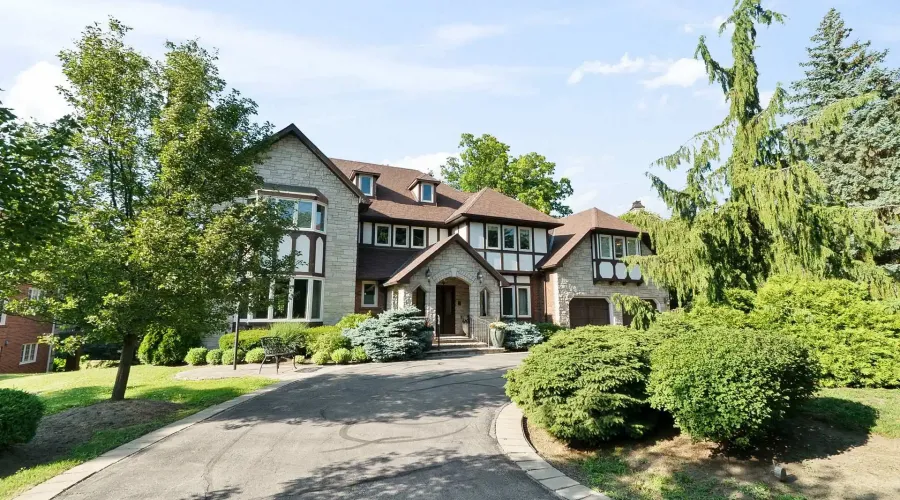 2235 Shawanaga Trail, Mississauga, Ontario, L5H 3X6, Canada, 5 Bedrooms Bedrooms, ,7 BathroomsBathrooms,Residential,For Sale,Shawanaga Trail,1886855