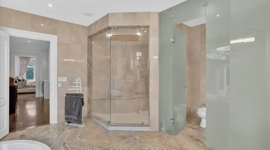 432 Bob-O-Link Road, Mississauga, Ontario, L5J 2P2, Canada, 4 Bedrooms Bedrooms, ,9 BathroomsBathrooms,Residential,For Sale,1888529
