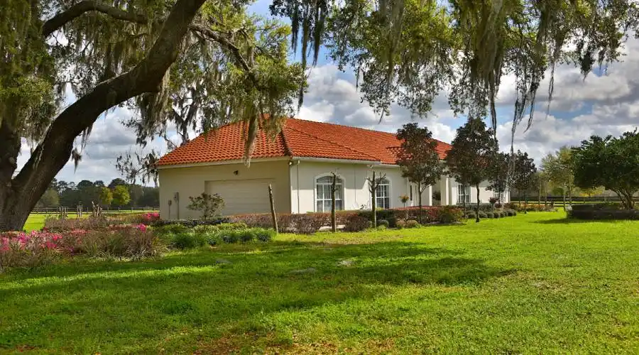 15225 NW 112th Place Road,Morriston,Florida 32668,United States,3 Bedrooms Bedrooms,2 BathroomsBathrooms,Residential,NW 112th,185258