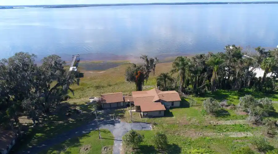 15140 SE 140th Avenue Road,Weirsdale,Florida 32195,United States,3 Rooms Rooms,2 BathroomsBathrooms,Waterfront,SE 140th,185259