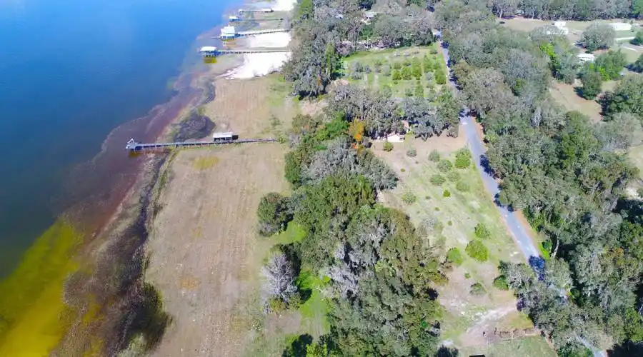 15140 SE 140th Avenue Road,Weirsdale,Florida 32195,United States,3 Rooms Rooms,2 BathroomsBathrooms,Waterfront,SE 140th,185259