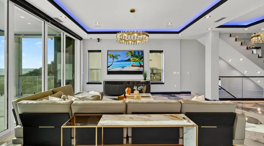 9600 W GULF BOULEVARD, TREASURE ISLAND, Florida, 33706, United States, 5 Bedrooms Bedrooms, 12 Rooms Rooms,5 BathroomsBathrooms,Residential,For Sale,The House of Lights,W GULF BOULEVARD,4,1893281