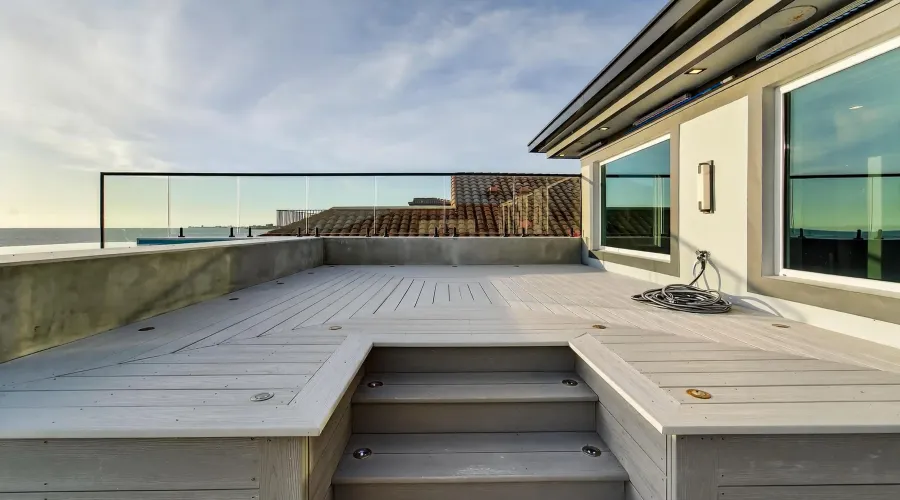 9600 W GULF BOULEVARD, TREASURE ISLAND, Florida, 33706, United States, 5 Bedrooms Bedrooms, 12 Rooms Rooms,5 BathroomsBathrooms,Residential,For Sale,The House of Lights,W GULF BOULEVARD,4,1893281