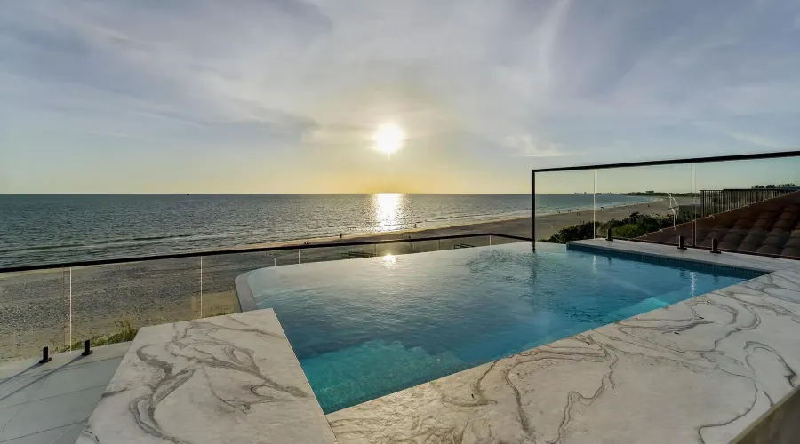 9600 W GULF BOULEVARD, TREASURE ISLAND, Florida, 33706, United States, 5 Bedrooms Bedrooms, 12 Rooms Rooms,5 BathroomsBathrooms,Residential,For Sale,The House of Lights,W GULF BOULEVARD,4,1893281