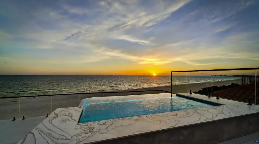 9600 W GULF BOULEVARD, TREASURE ISLAND, Florida, 33706, United States, 5 Bedrooms Bedrooms, 12 Rooms Rooms,5 BathroomsBathrooms,Residential,For Sale,The House of Lights,W GULF BOULEVARD,4,1893281