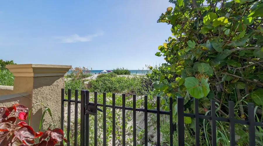 9600 W GULF BOULEVARD, TREASURE ISLAND, Florida, 33706, United States, 5 Bedrooms Bedrooms, 12 Rooms Rooms,5 BathroomsBathrooms,Residential,For Sale,The House of Lights,W GULF BOULEVARD,4,1893281